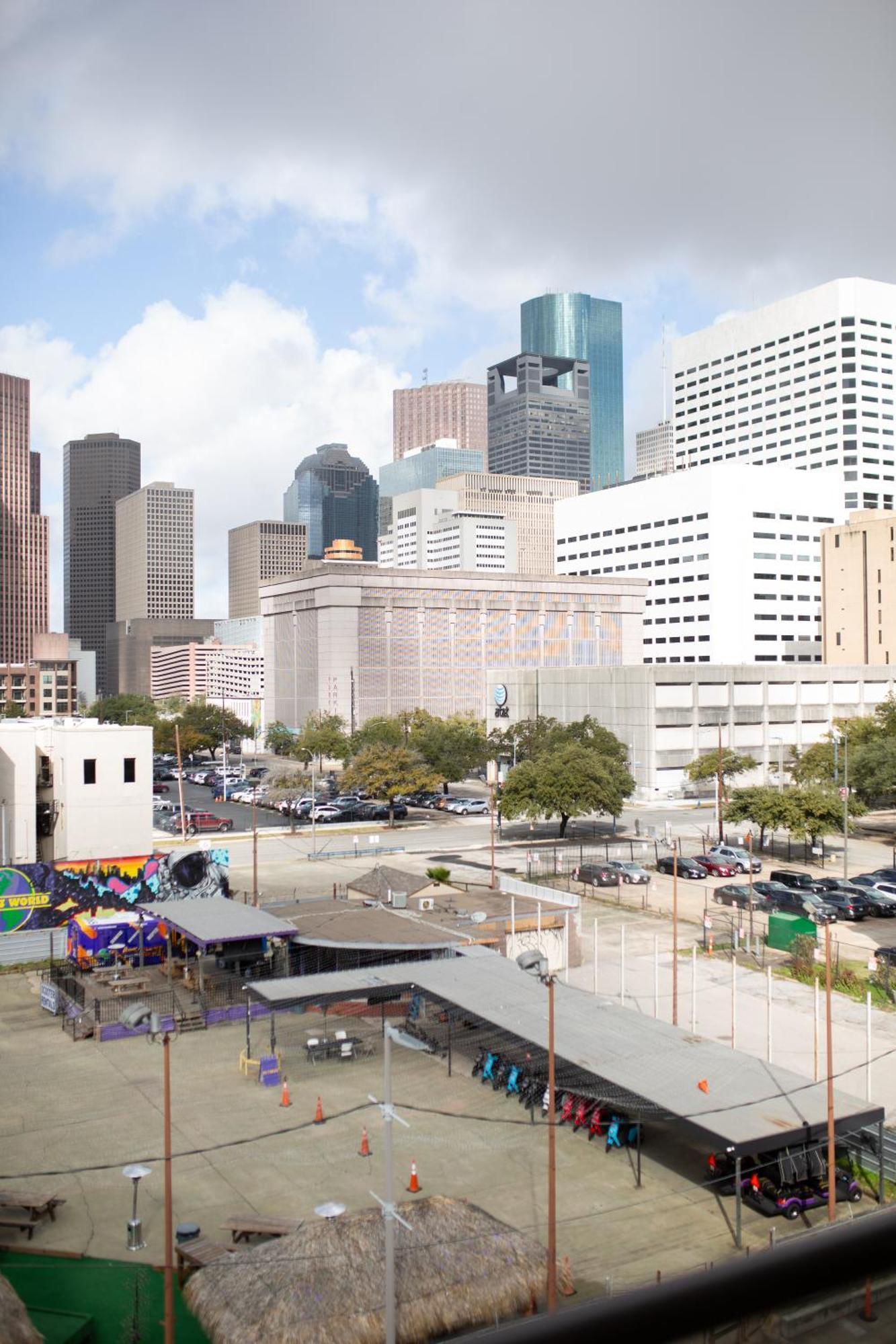 Cozy Home Toyota Center Houston Eksteriør billede
